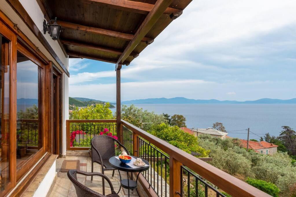 Seaside House With View Over Pagasitikos Áfissos Luaran gambar